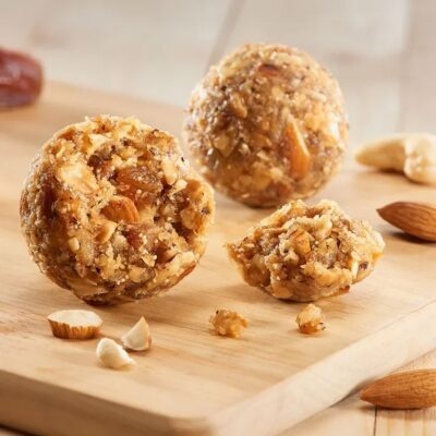 कर्मचारी, ग्राहक आणि कुटुंबीयांसाठी पुण्यात कॉर्पोरेट गिफ्टिंग हॅम्पर्स – Wow Laddus